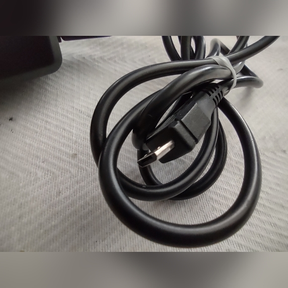 Adapter AC UMX - Picture 3 of 3